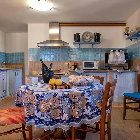 Holiday home Paradiso